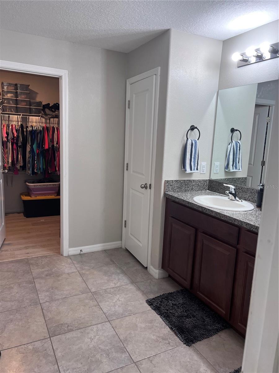 Image 10 of 27 For 10103 Rose Petal Place