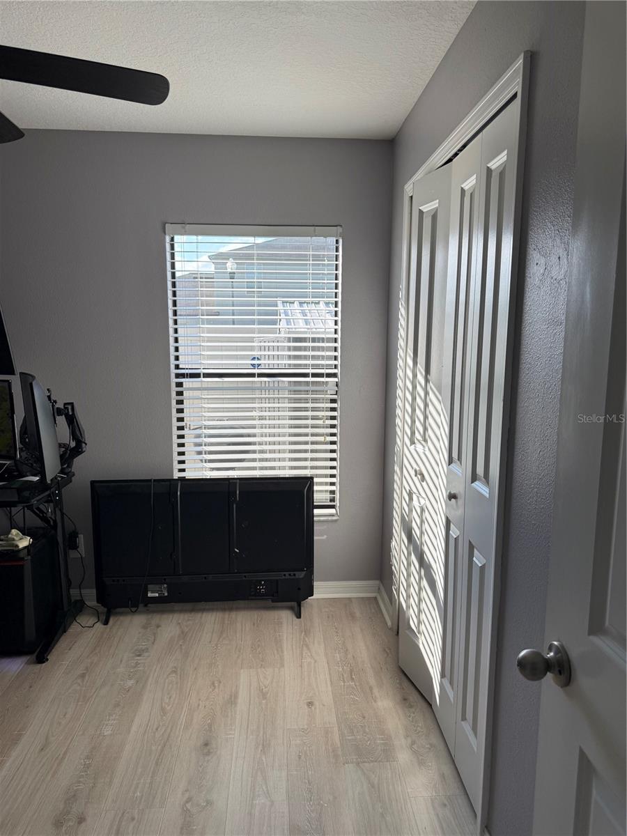 Image 12 of 27 For 10103 Rose Petal Place