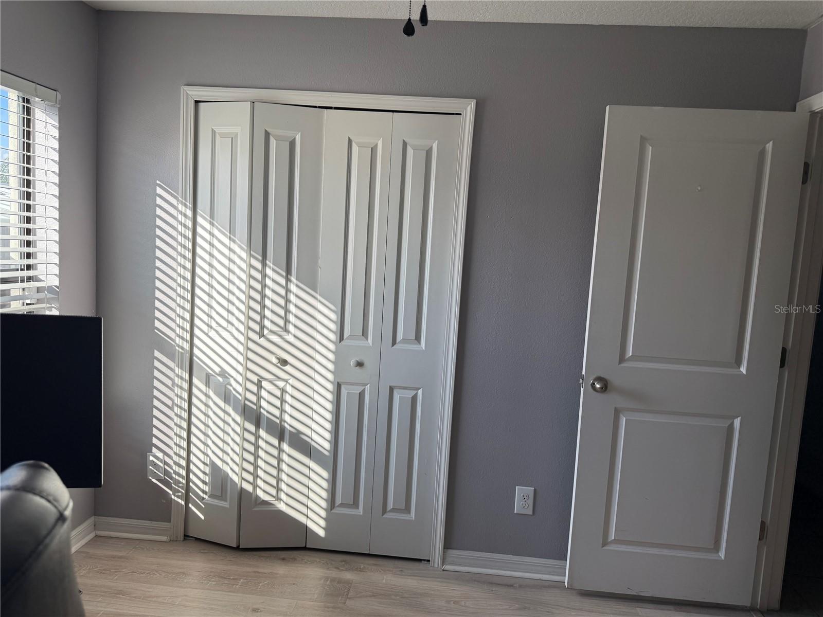 Image 14 of 27 For 10103 Rose Petal Place