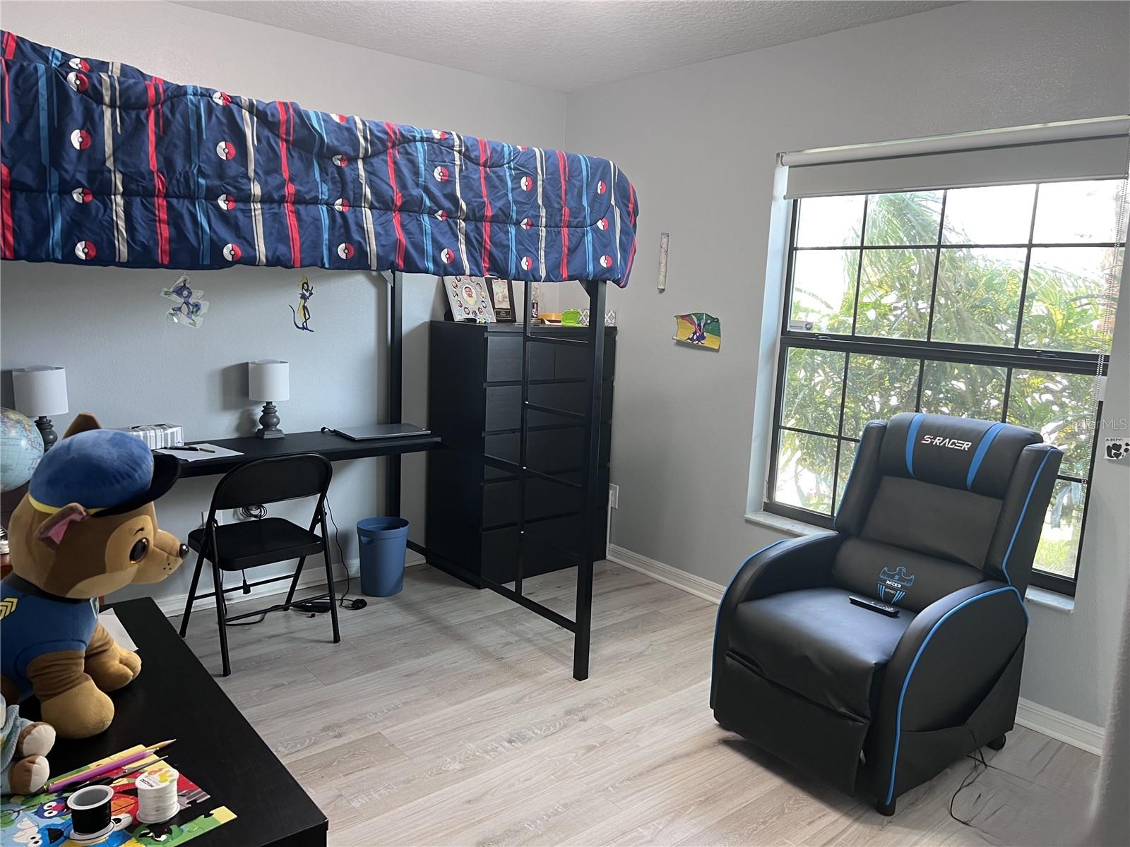 Image 16 of 27 For 10103 Rose Petal Place