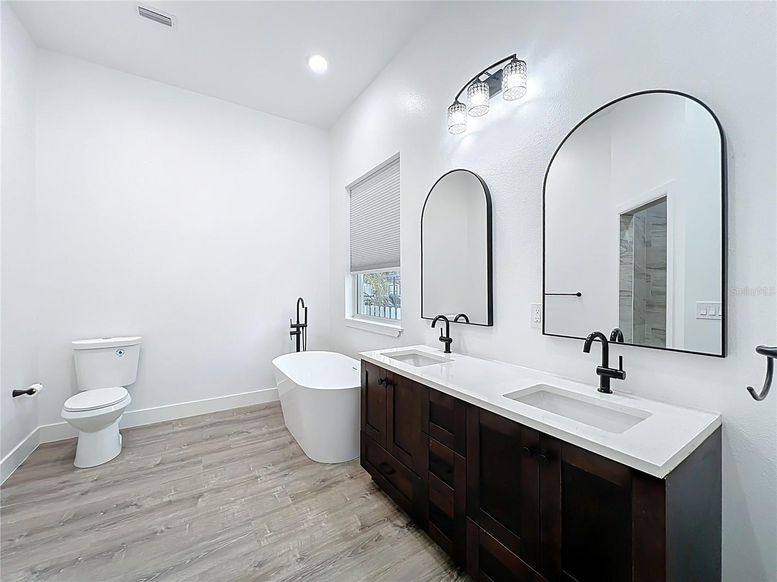 Image 41 of 59 For Address Not Provided