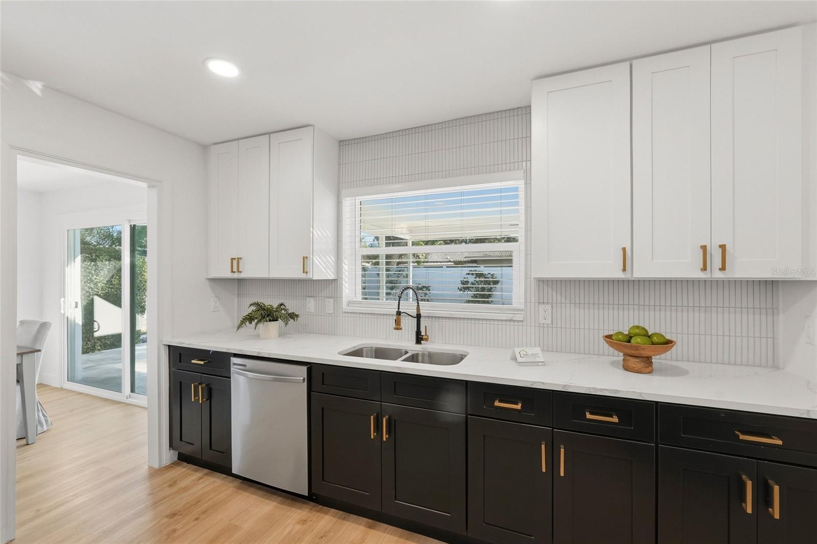 Image 12 of 38 For 1101 Mcfarland Street