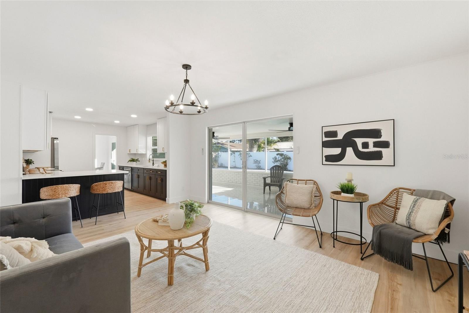 Image 14 of 38 For 1101 Mcfarland Street