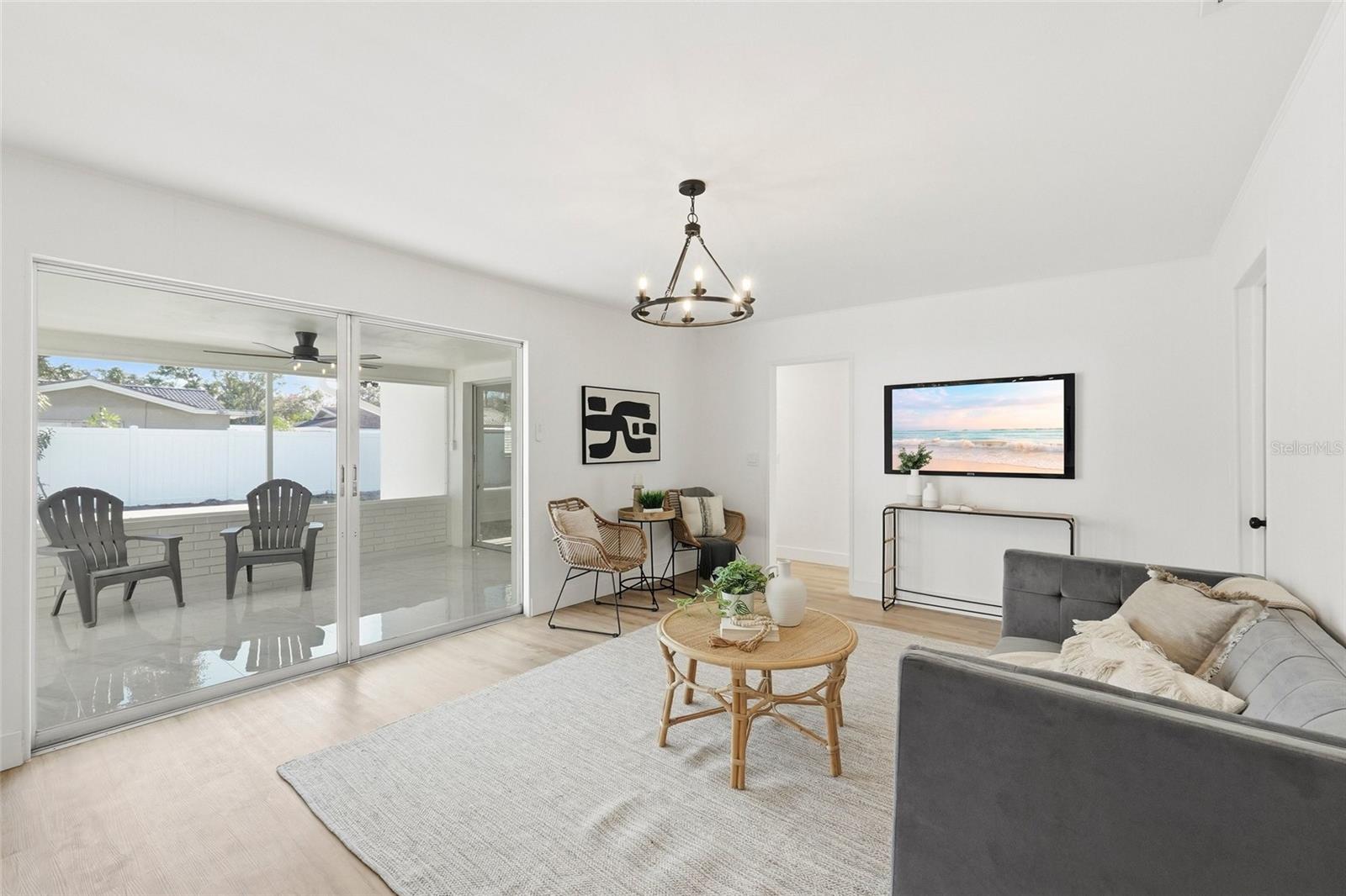 Image 16 of 38 For 1101 Mcfarland Street