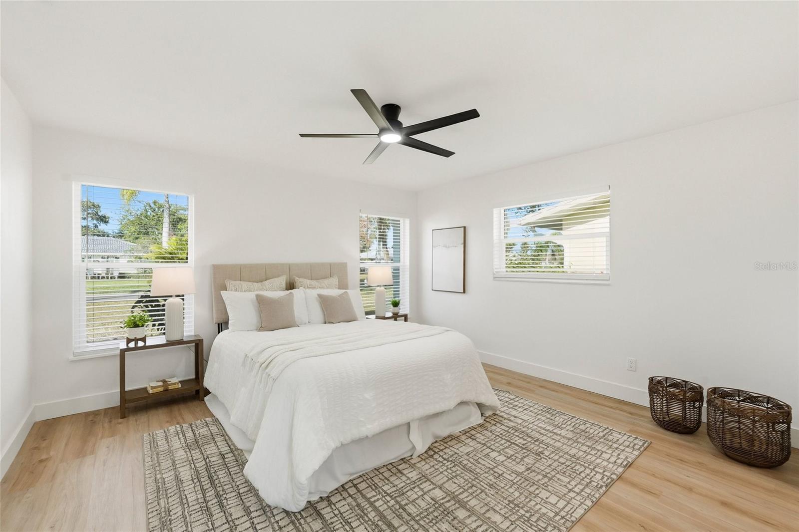 Image 17 of 38 For 1101 Mcfarland Street