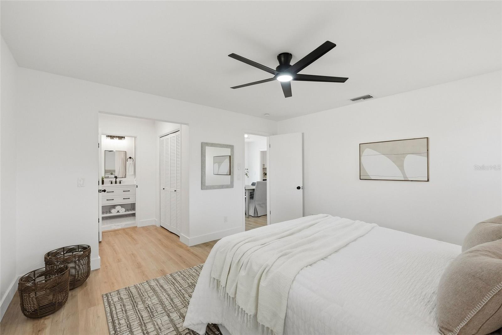 Image 19 of 38 For 1101 Mcfarland Street