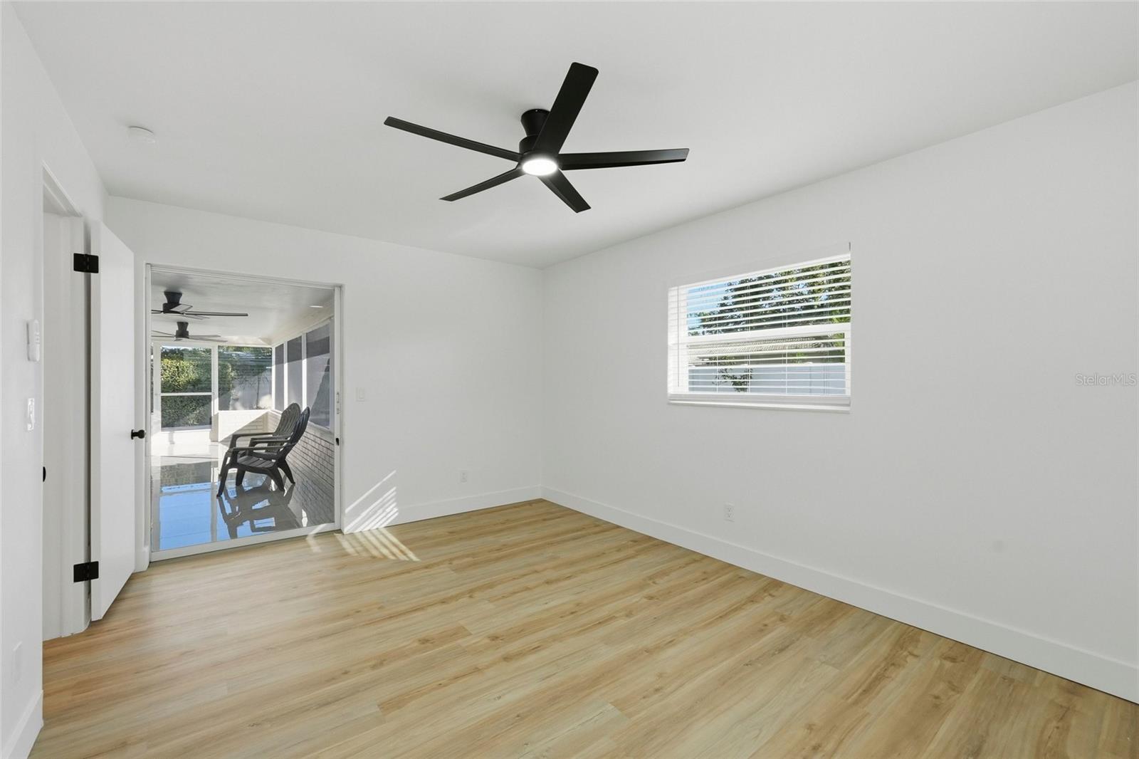 Image 23 of 38 For 1101 Mcfarland Street