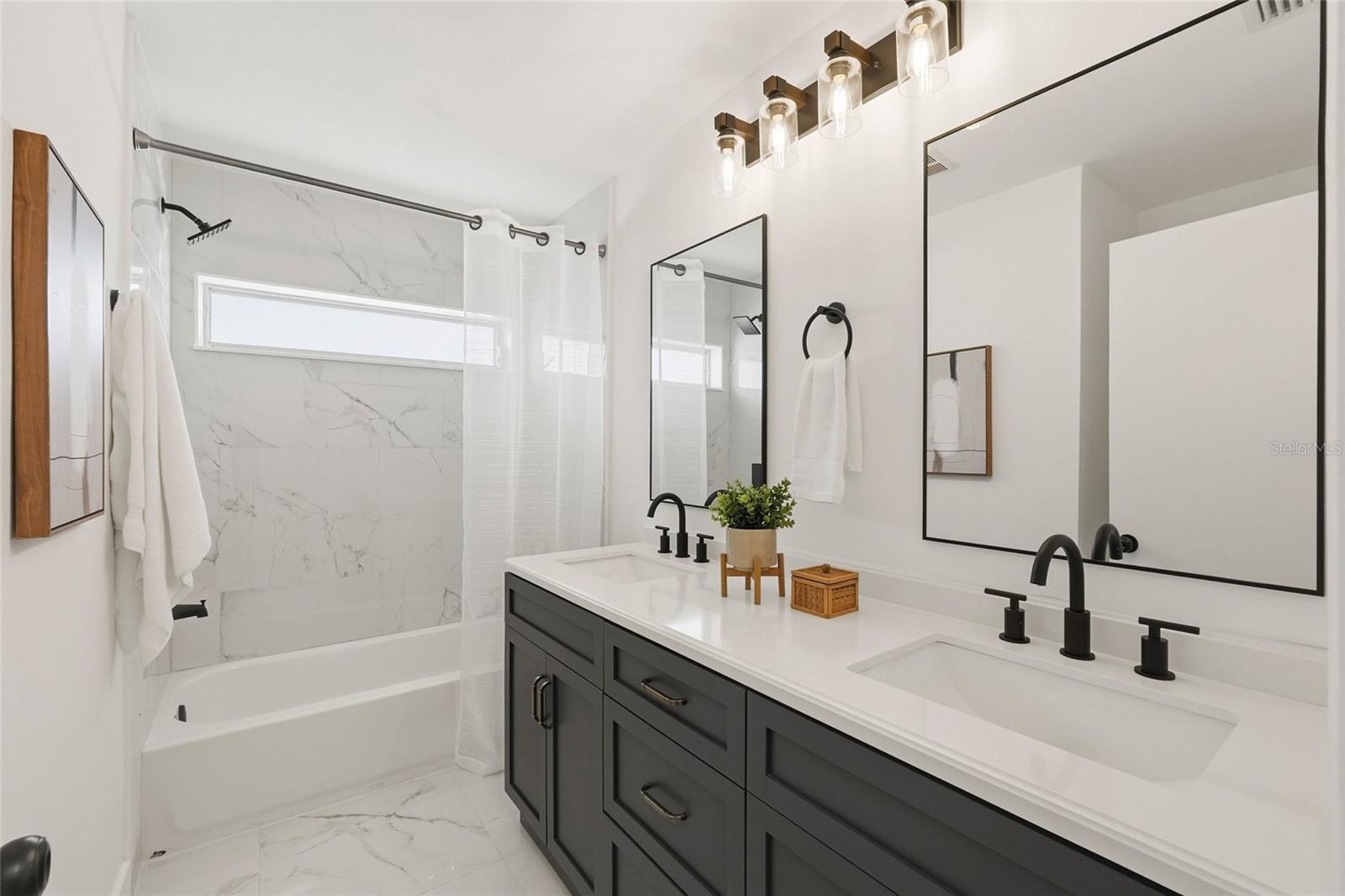 Image 24 of 38 For 1101 Mcfarland Street