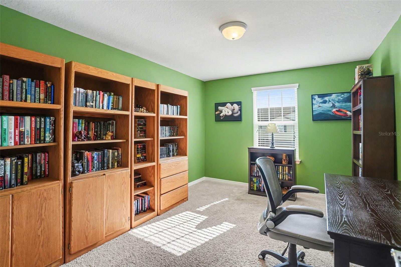 Image 19 of 28 For 9138 Hillcroft Drive