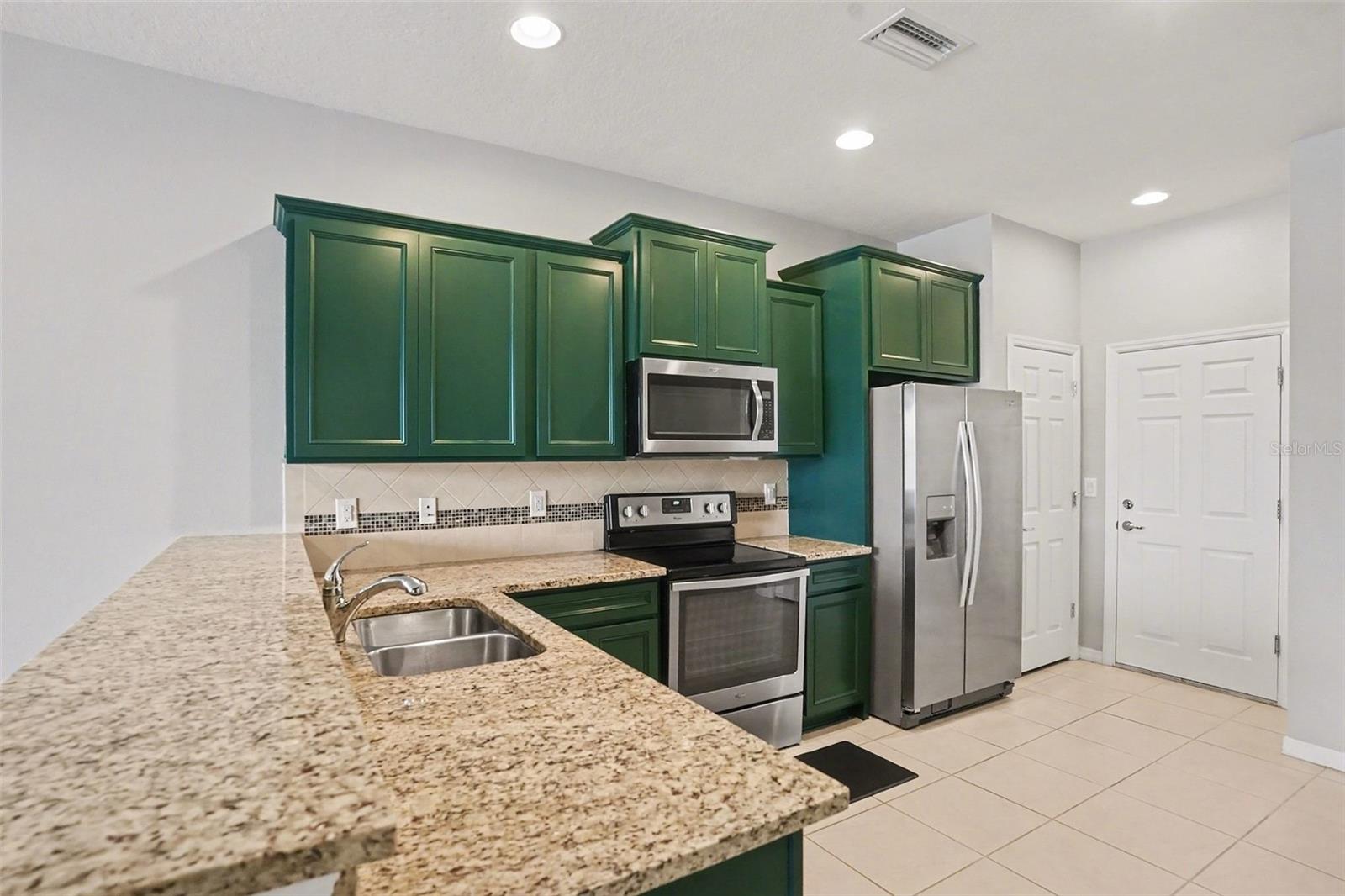 Image 9 of 28 For 9138 Hillcroft Drive