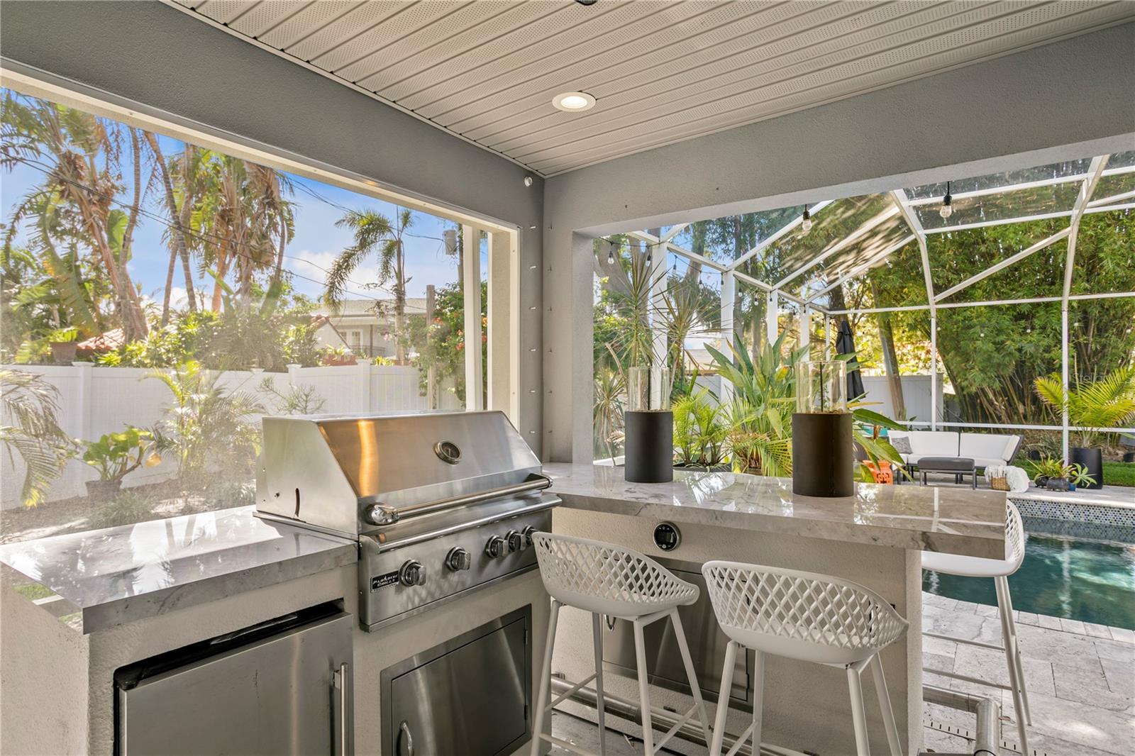 Image 11 of 41 For 720 Brightwaters Boulevard Ne