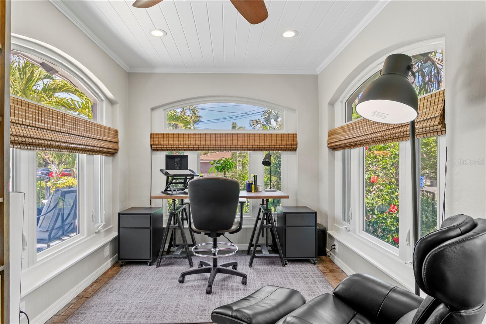 Image 16 of 41 For 720 Brightwaters Boulevard Ne