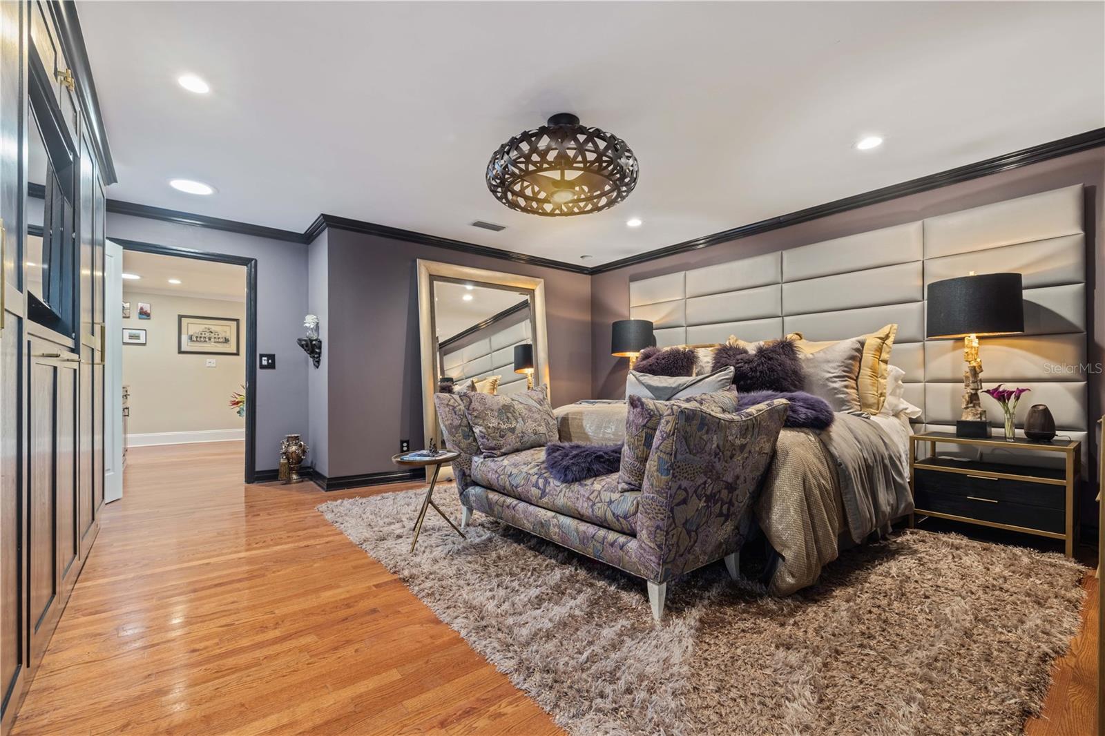 Image 19 of 41 For 720 Brightwaters Boulevard Ne