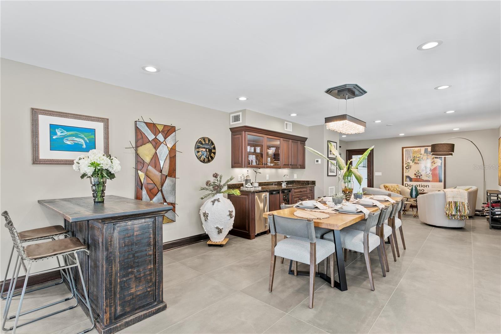 Image 22 of 41 For 720 Brightwaters Boulevard Ne