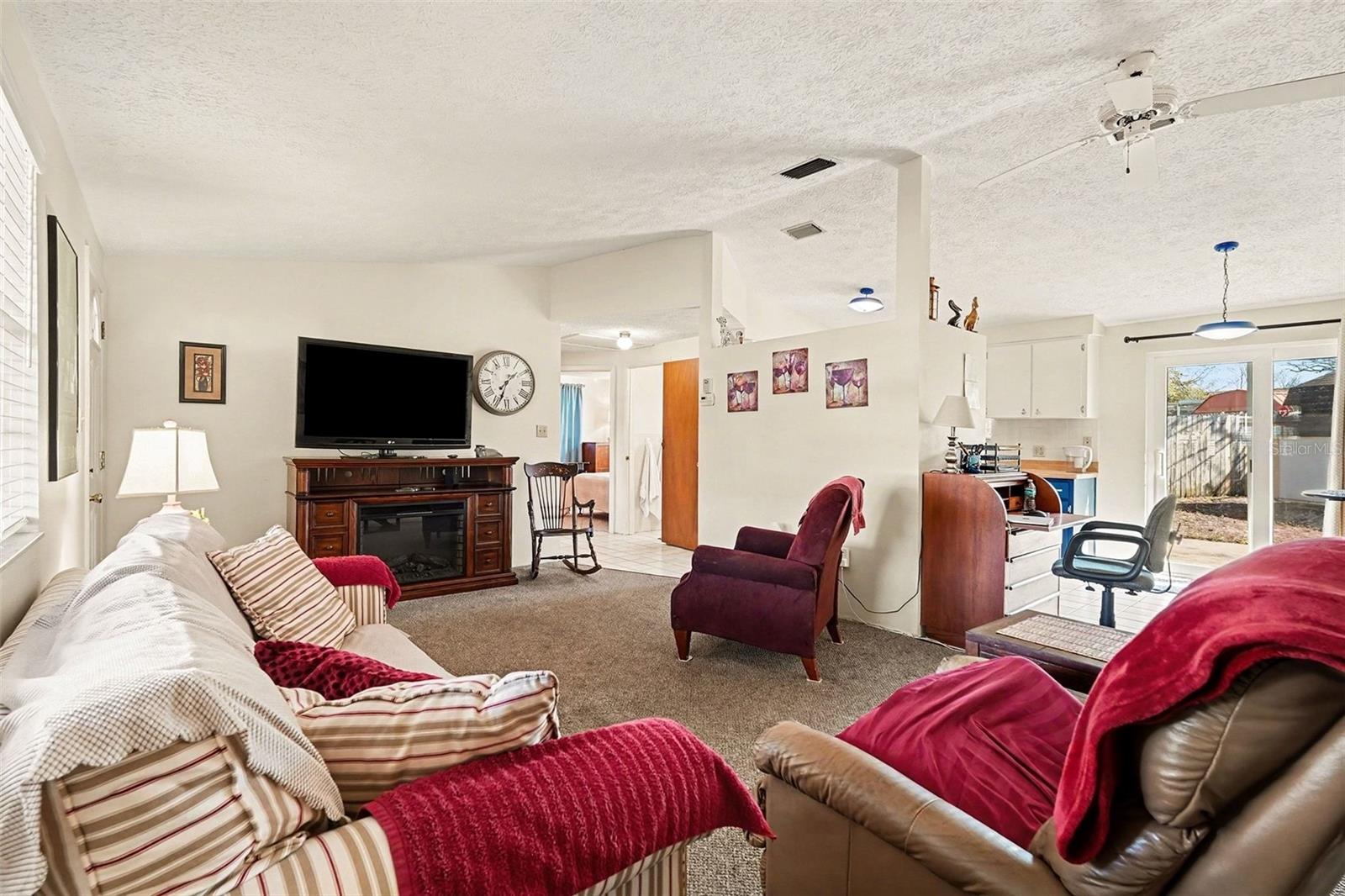 Image 7 of 30 For 6336 Butte Avenue