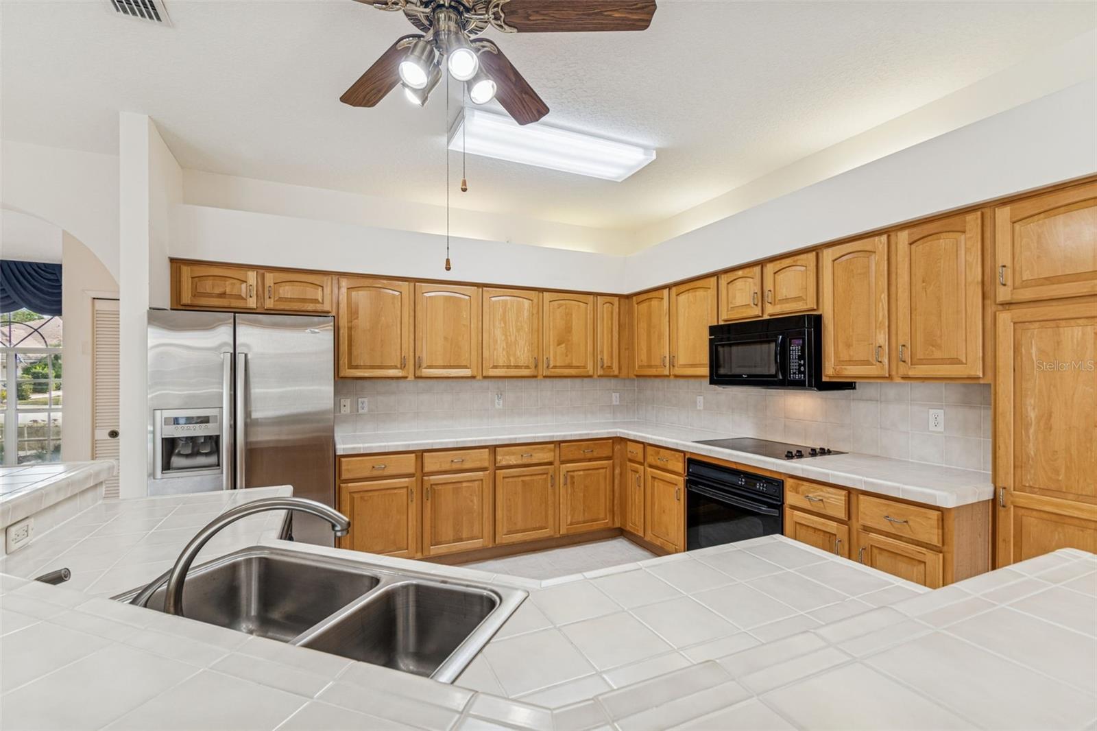 Image 10 of 40 For 16306 Colwood Drive