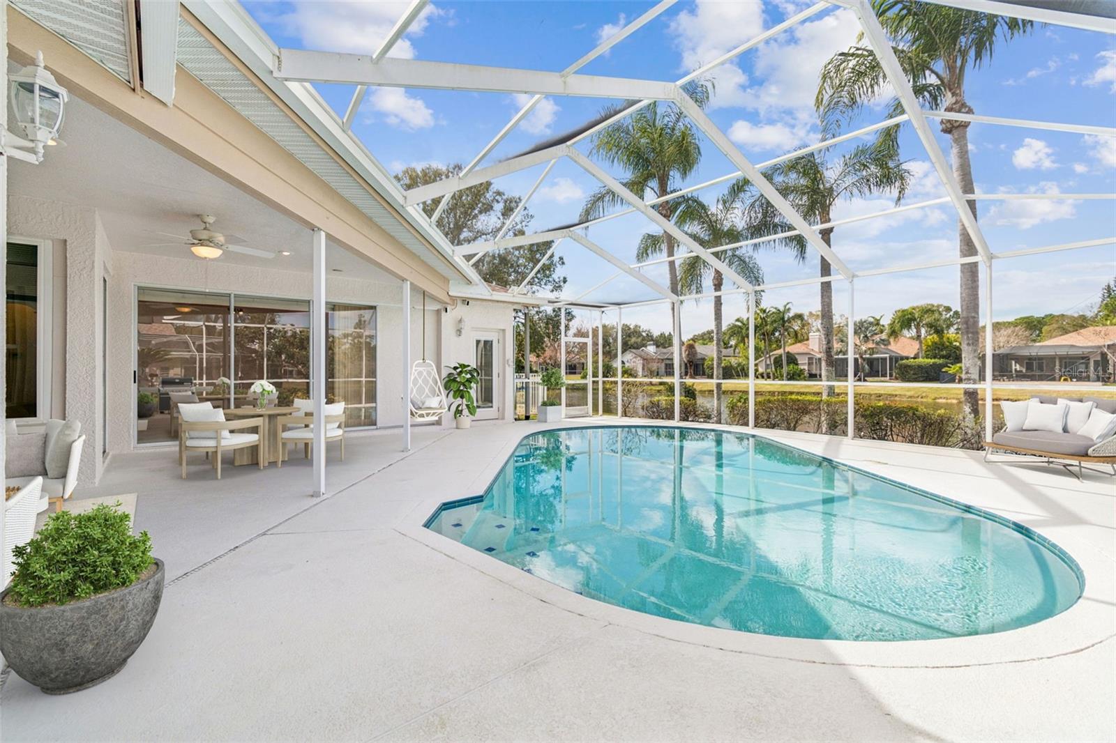 Image 19 of 40 For 16306 Colwood Drive