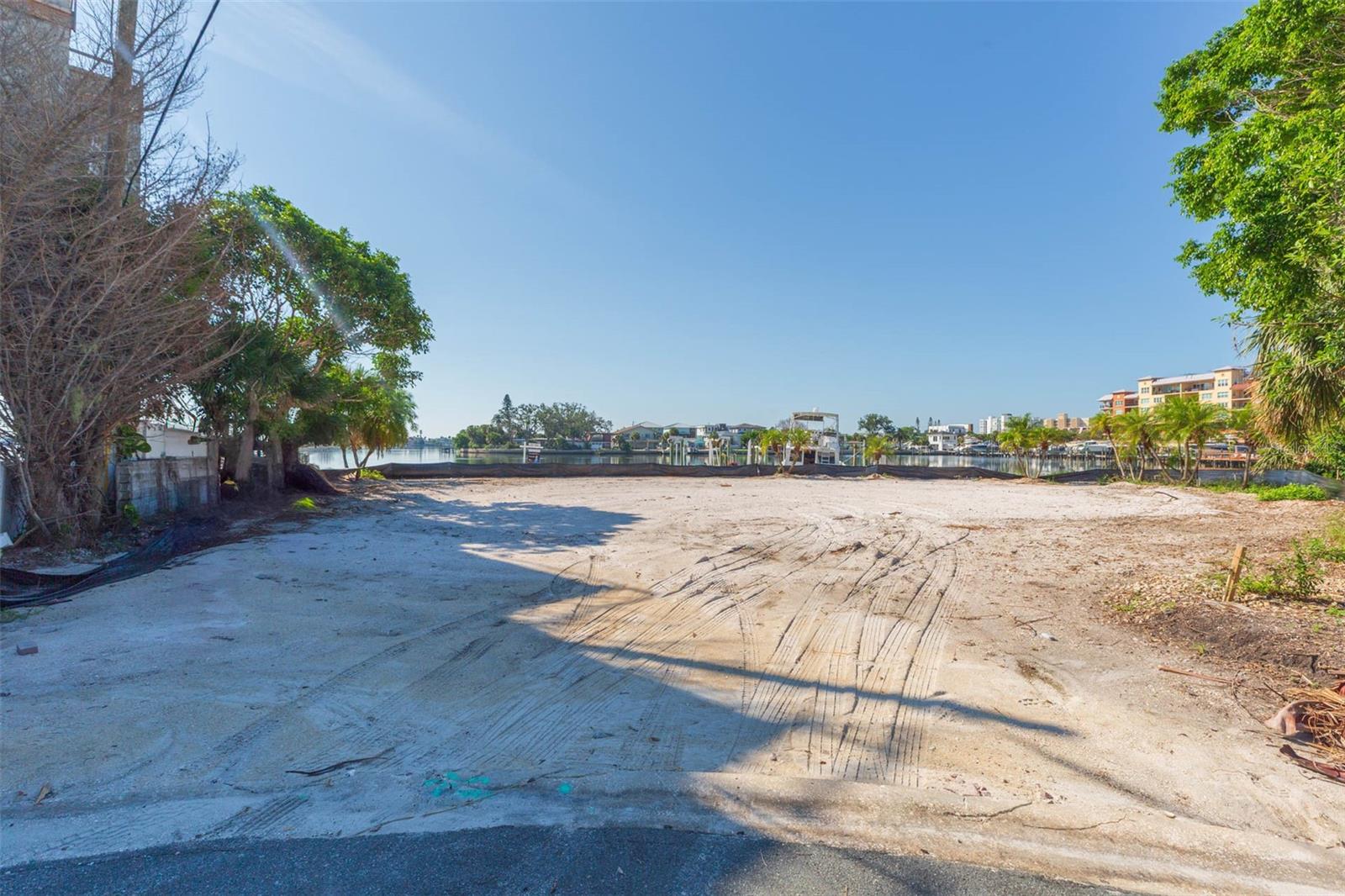 Image 5 of 19 For 5400 Aloha Drive