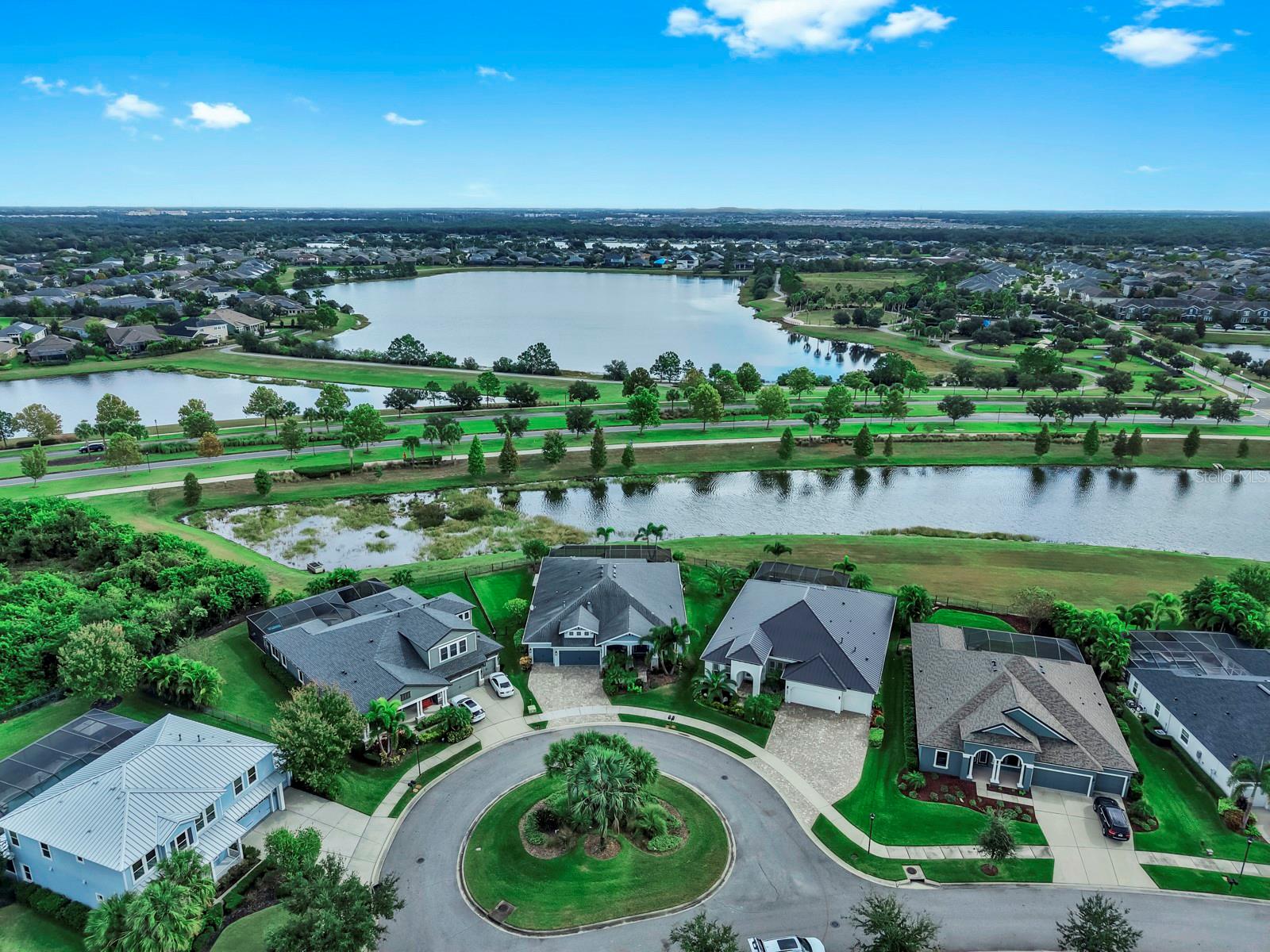 Image 4 of 42 For 6951 Crestpoint Drive