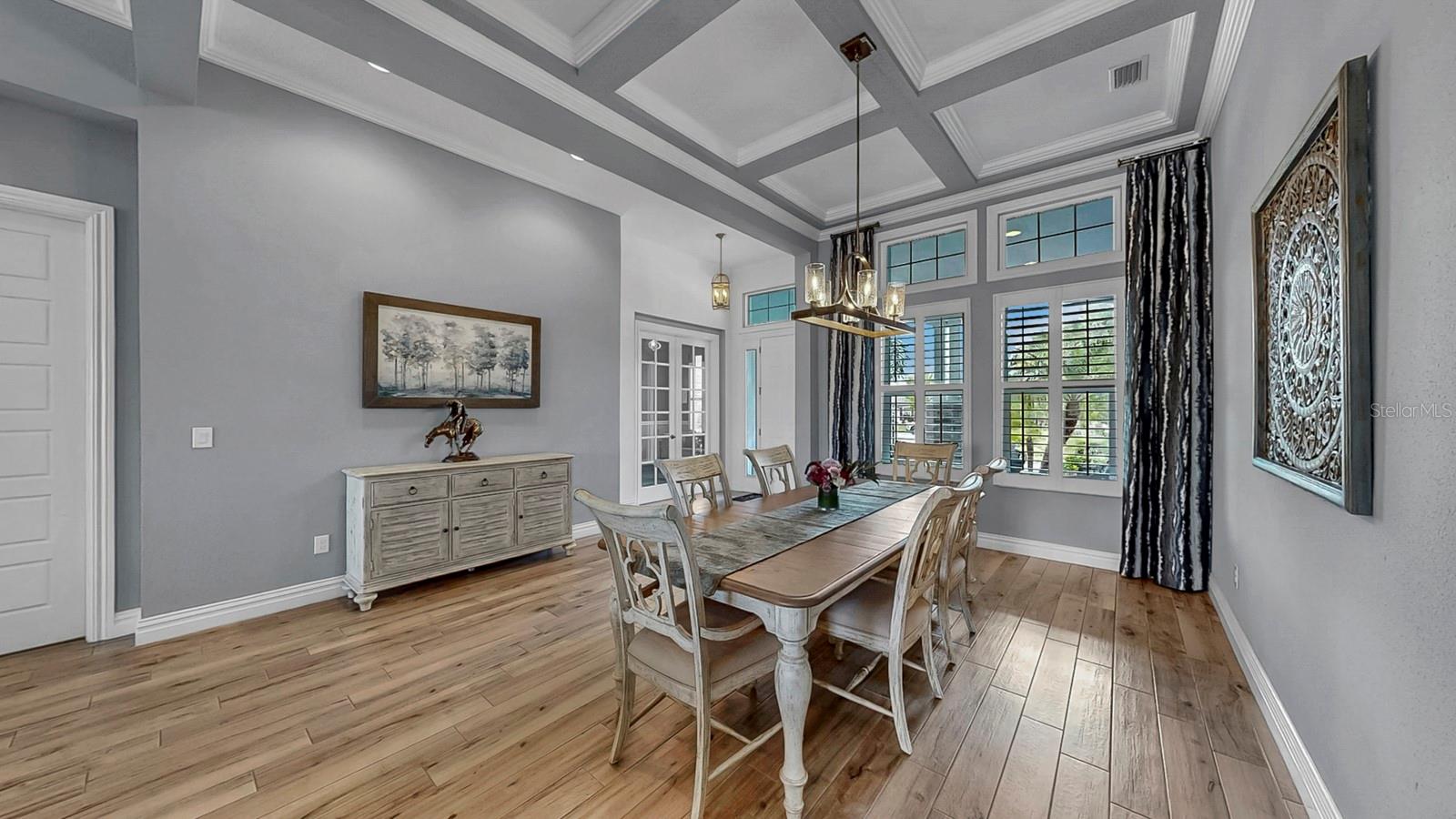 Image 7 of 42 For 6951 Crestpoint Drive