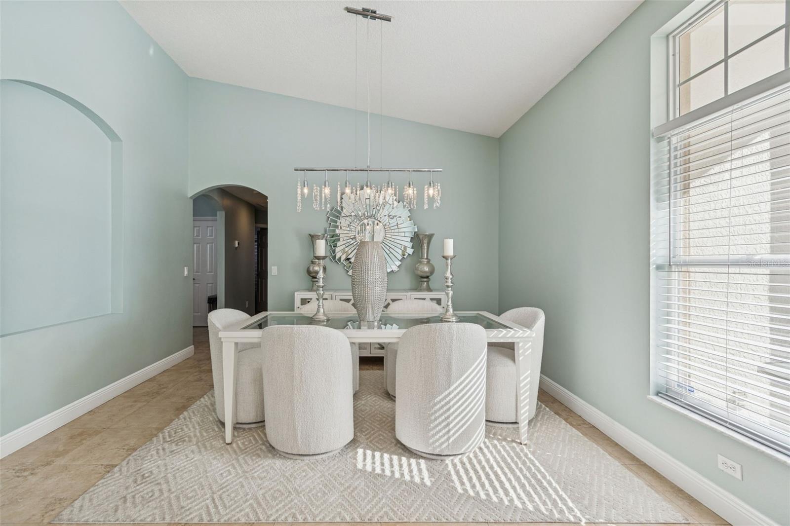 Image 13 of 92 For 10122 Whisper Pointe Drive