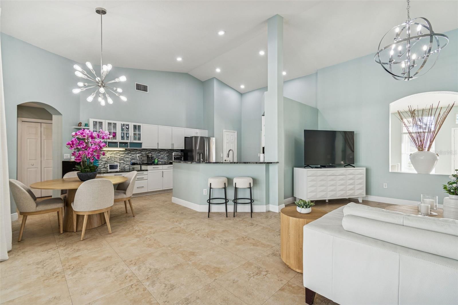 Image 19 of 92 For 10122 Whisper Pointe Drive