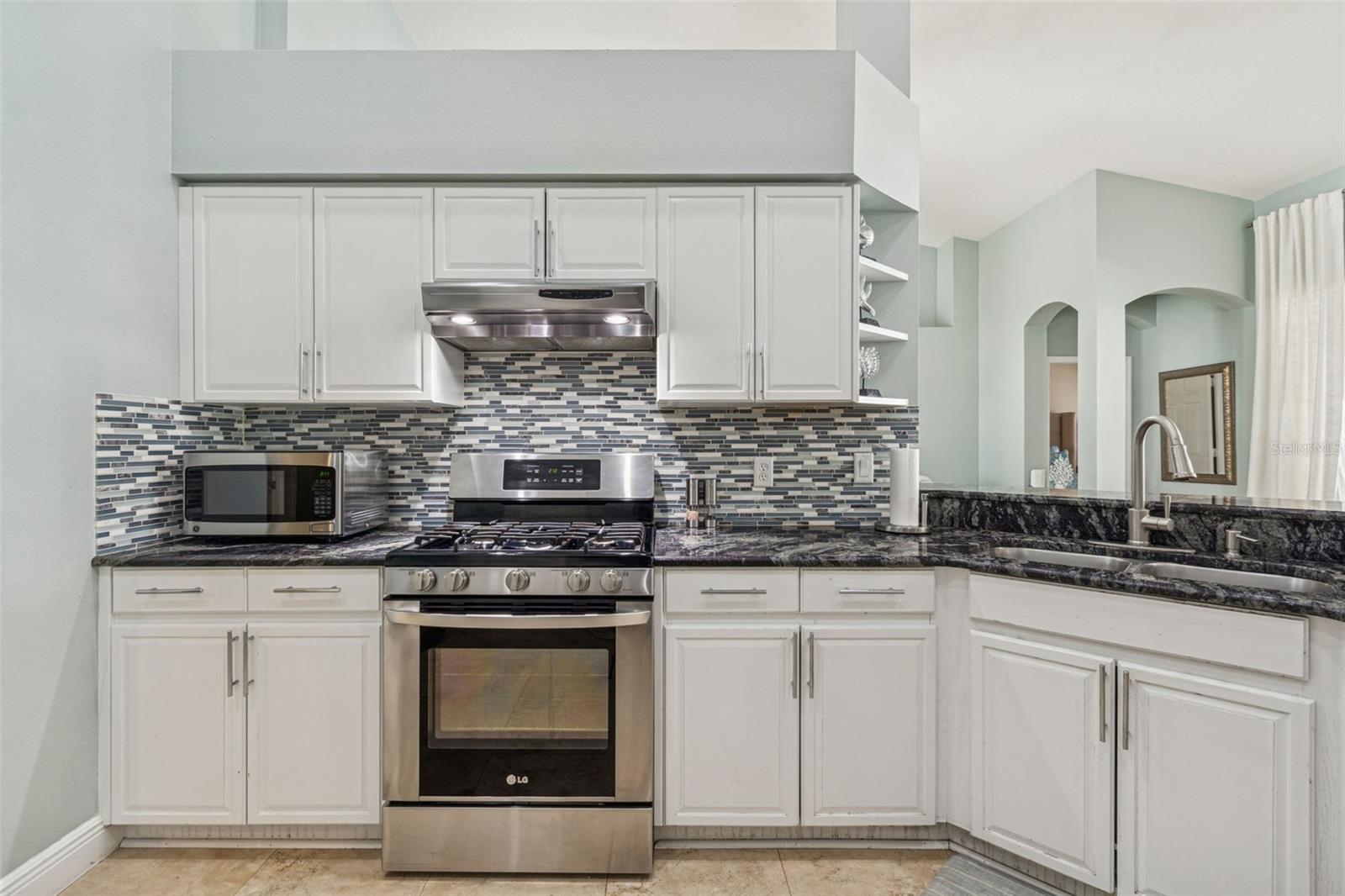 Image 22 of 92 For 10122 Whisper Pointe Drive