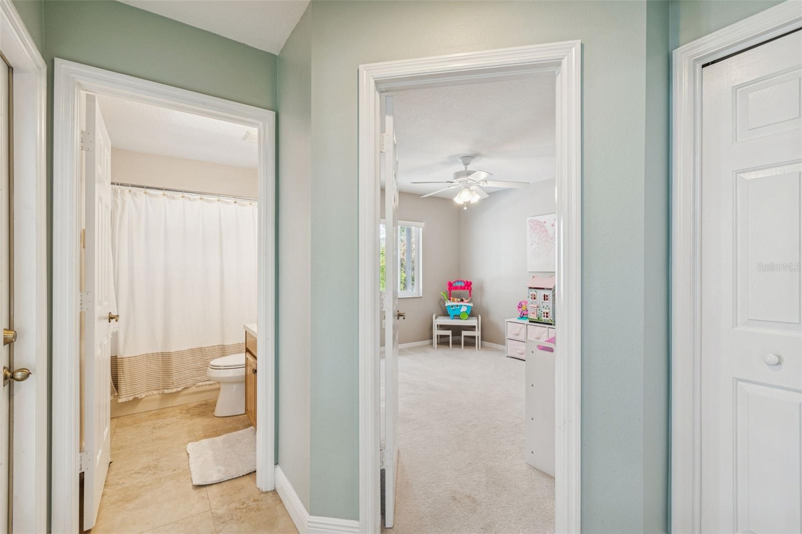 Image 38 of 92 For 10122 Whisper Pointe Drive