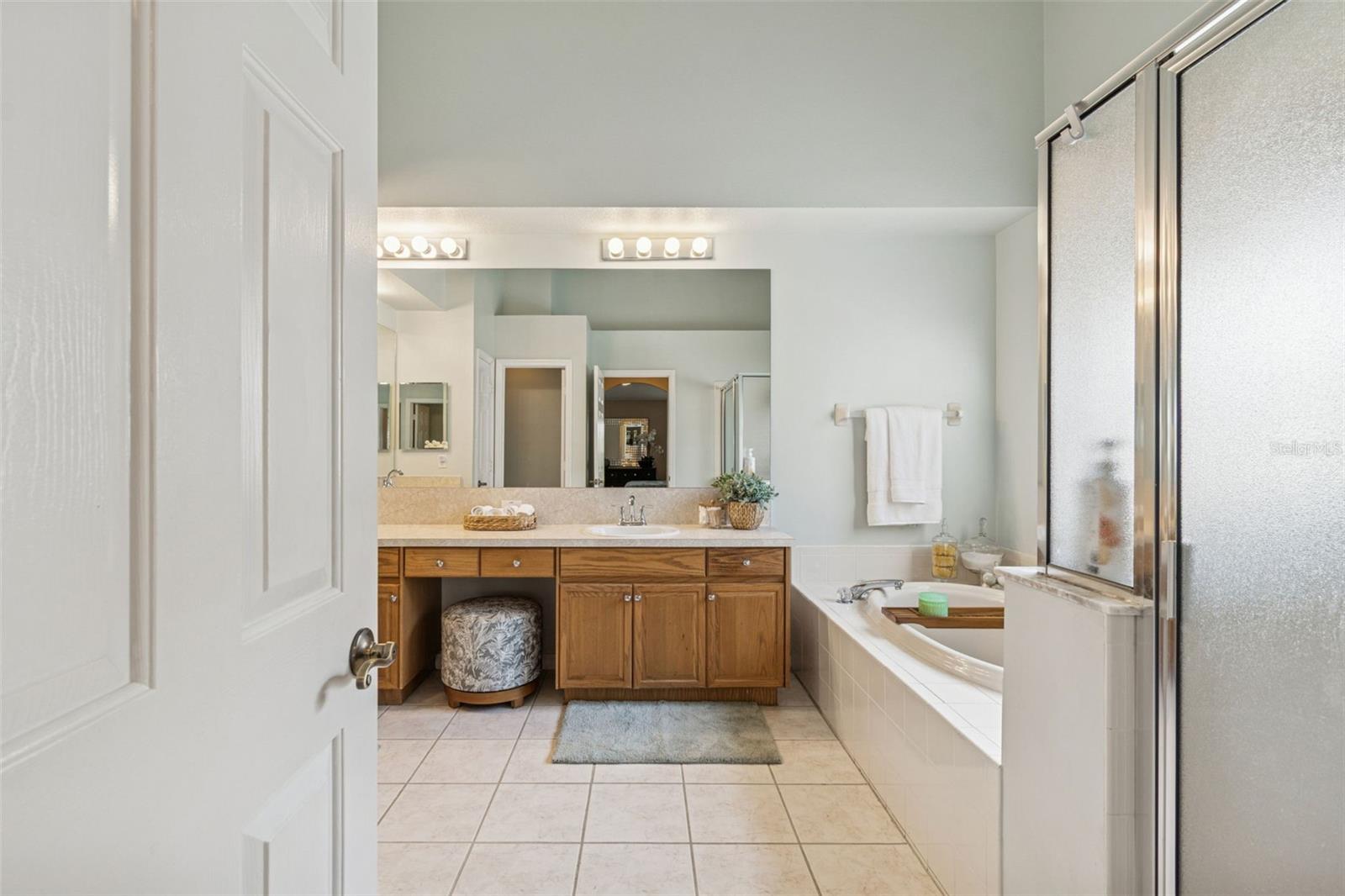 Image 48 of 92 For 10122 Whisper Pointe Drive