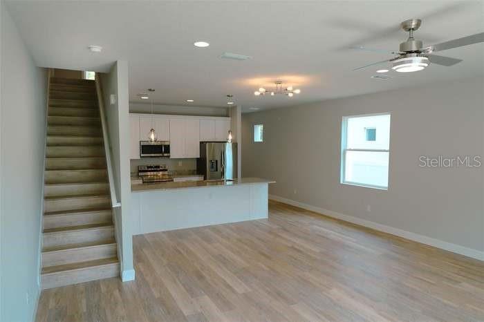 Image 8 of 21 For 3904 Everett Street 2