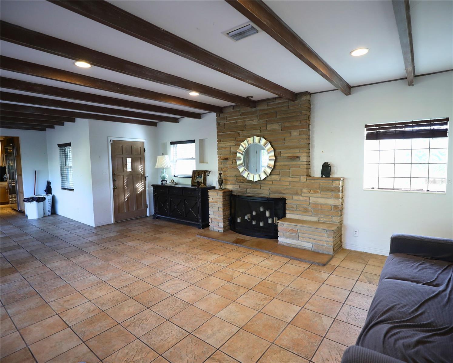 Image 12 of 20 For 1445 27th Avenue N