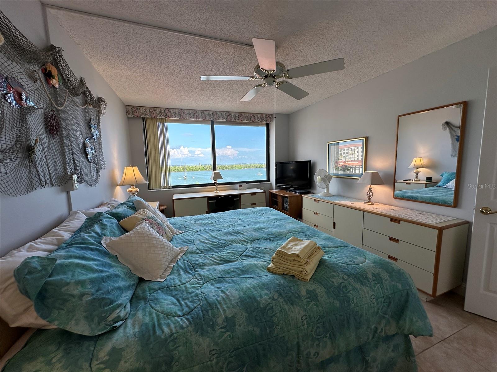 Image 13 of 28 For 6295 Bahia Del Mar Circle 408