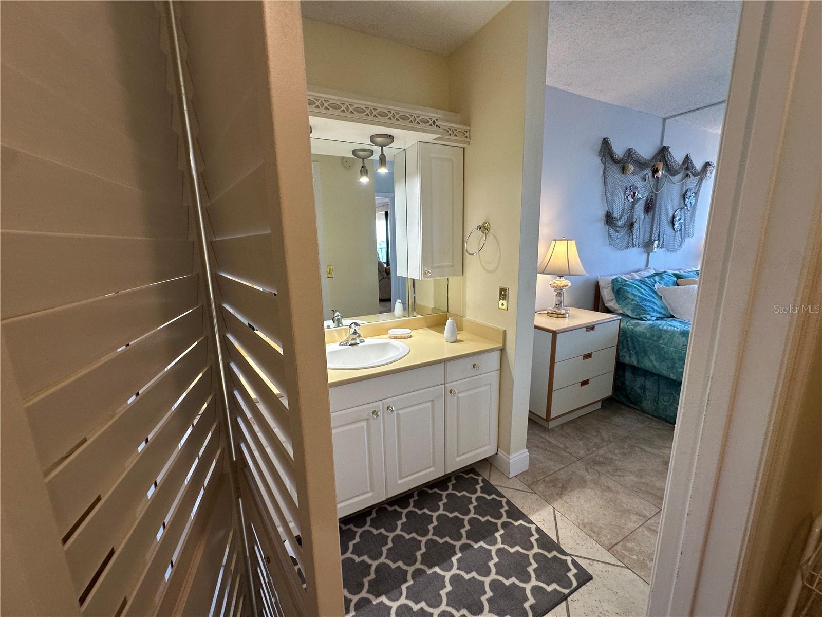 Image 16 of 28 For 6295 Bahia Del Mar Circle 408