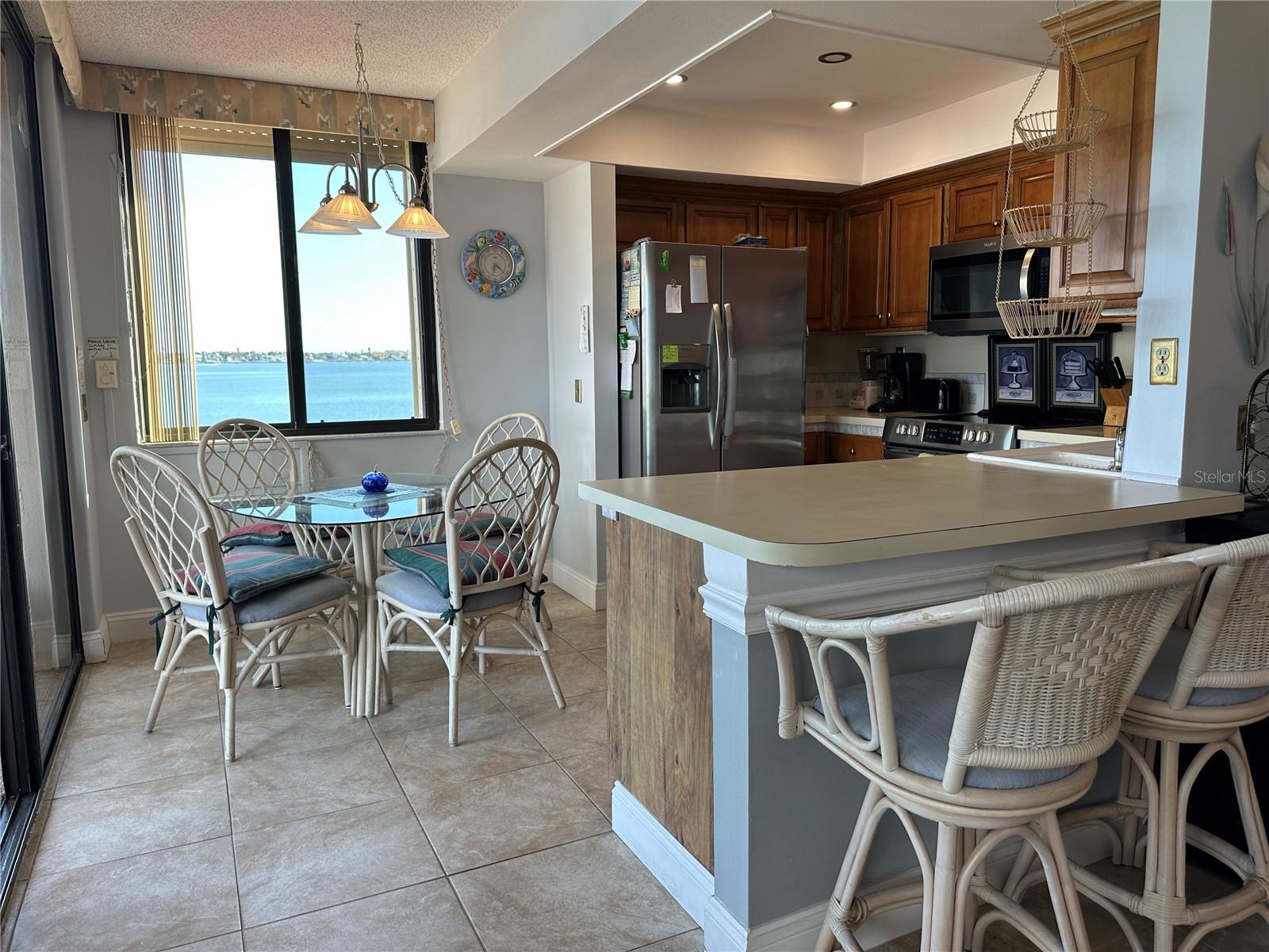 Image 7 of 28 For 6295 Bahia Del Mar Circle 408