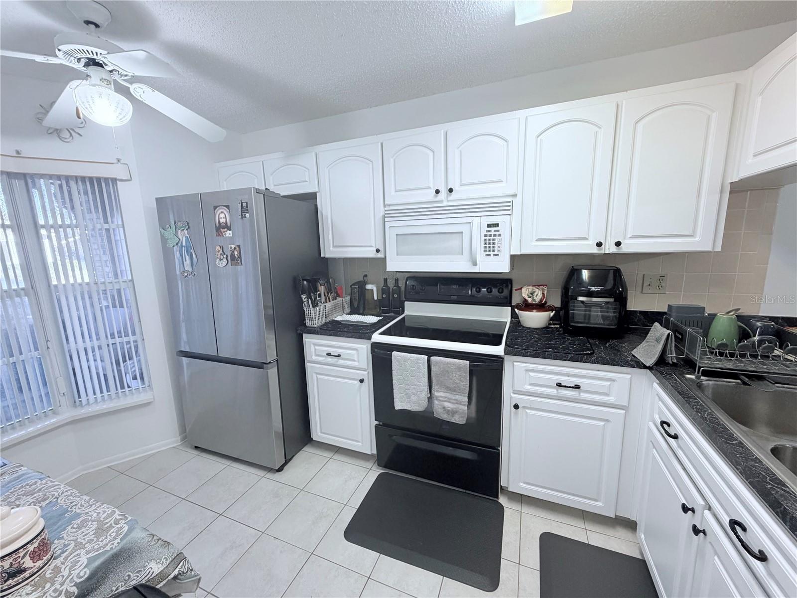 Image 16 of 62 For 4523 Glen Hollow