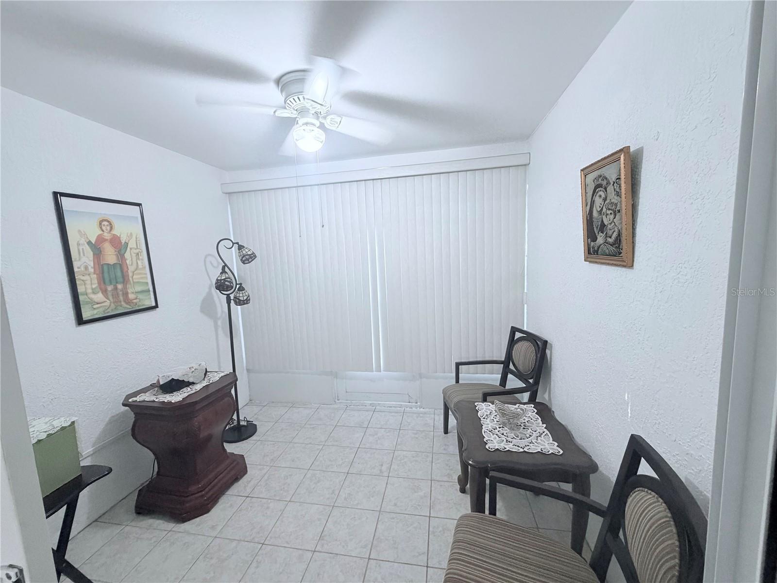 Image 44 of 62 For 4523 Glen Hollow