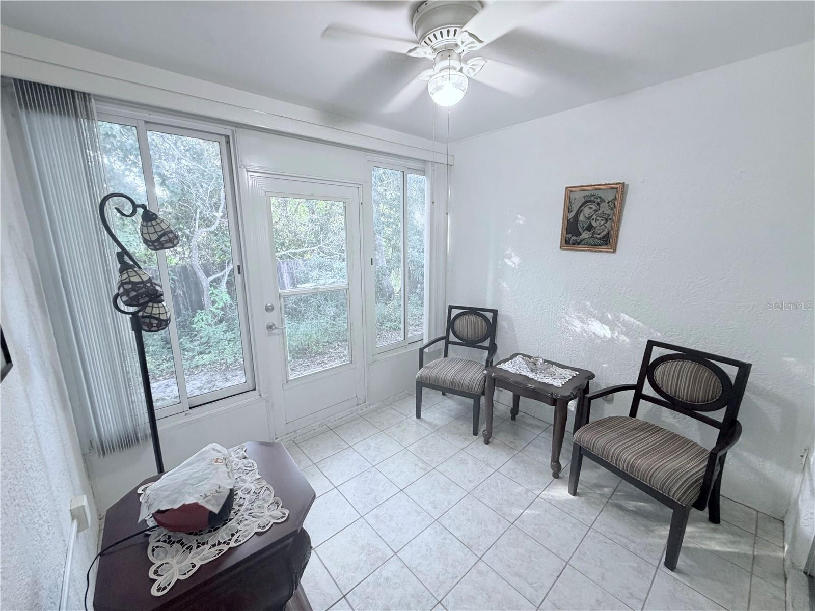 Image 45 of 62 For 4523 Glen Hollow