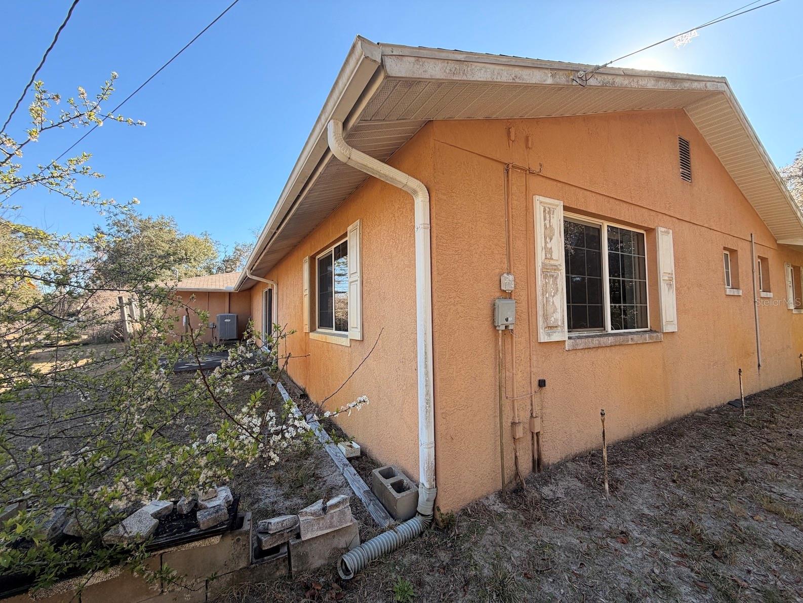 Image 3 of 24 For 5665 Shady Acres Drive