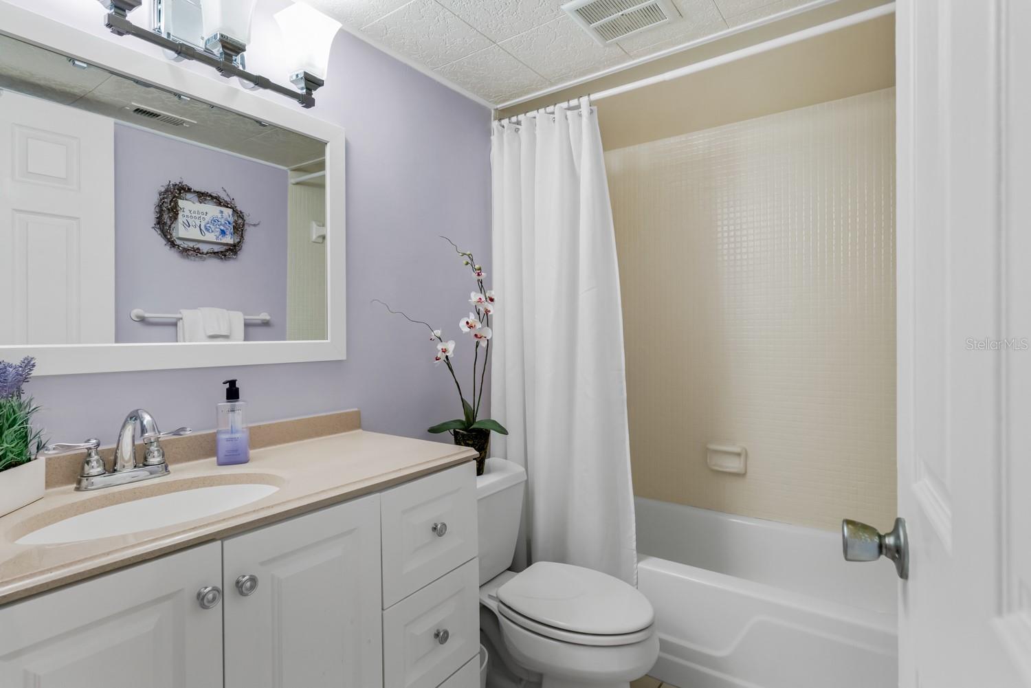 Image 17 of 52 For 12760 Indian Rocks Road 510