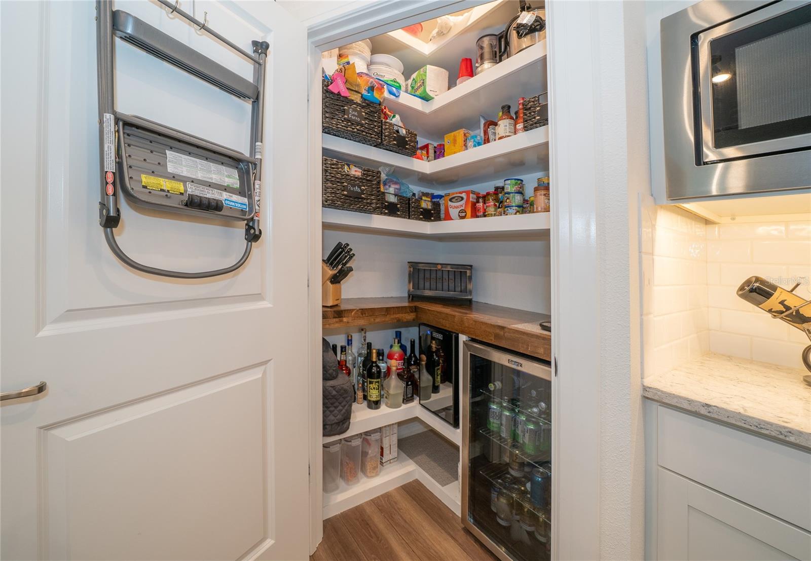 Image 26 of 55 For 5597 Bay Tide Court