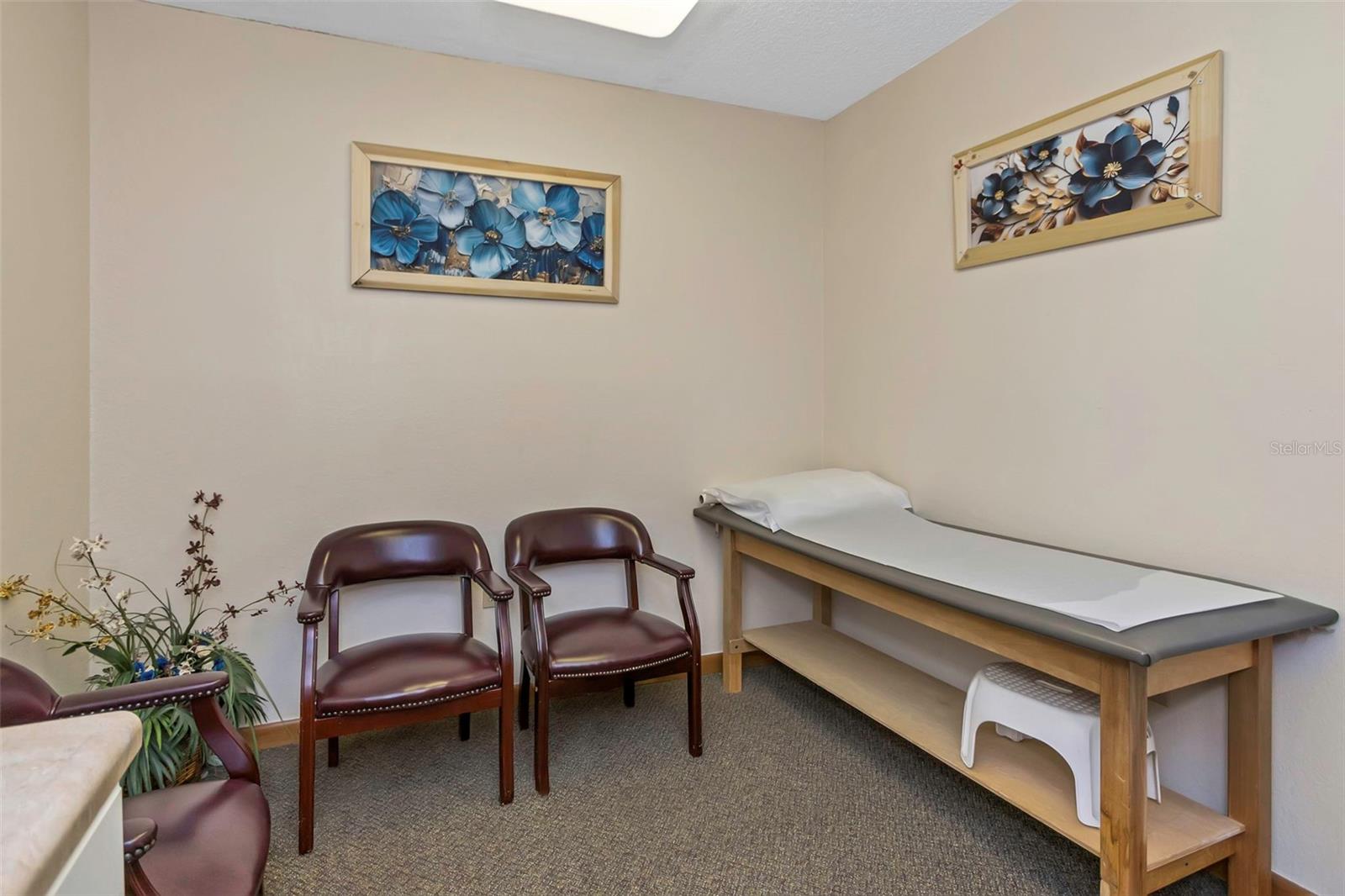 Image 26 of 82 For 701 Hercules Avenue