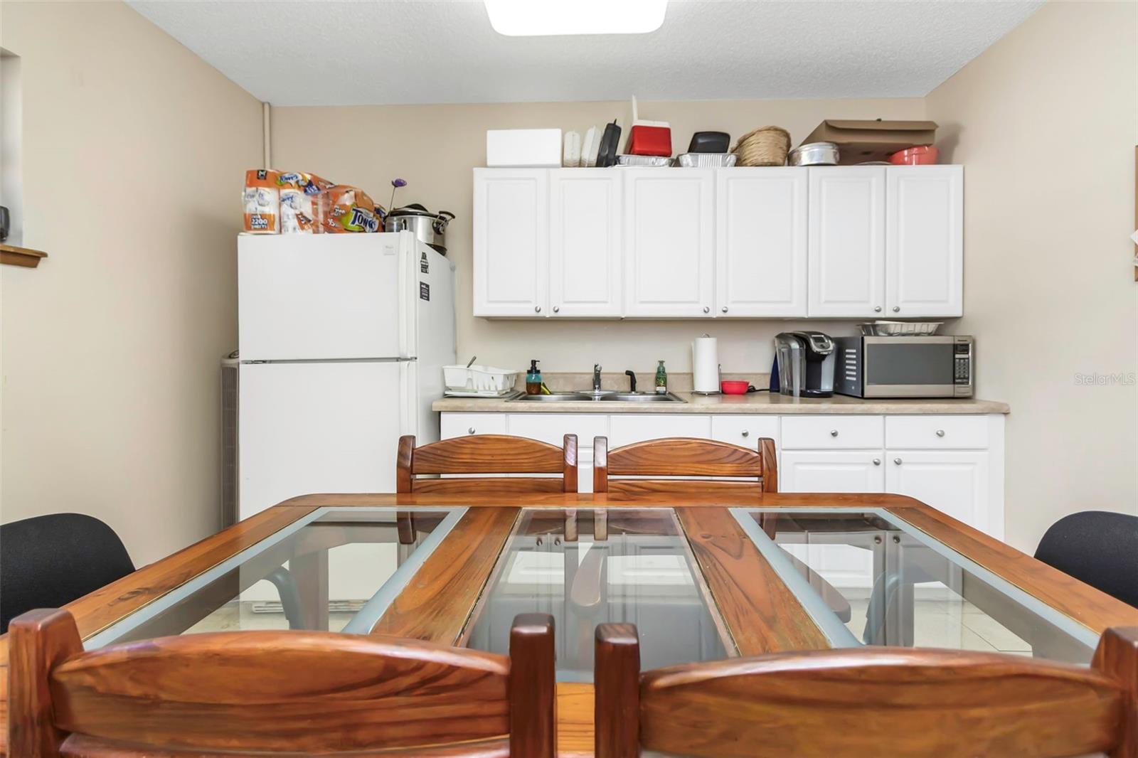 Image 39 of 82 For 701 Hercules Avenue