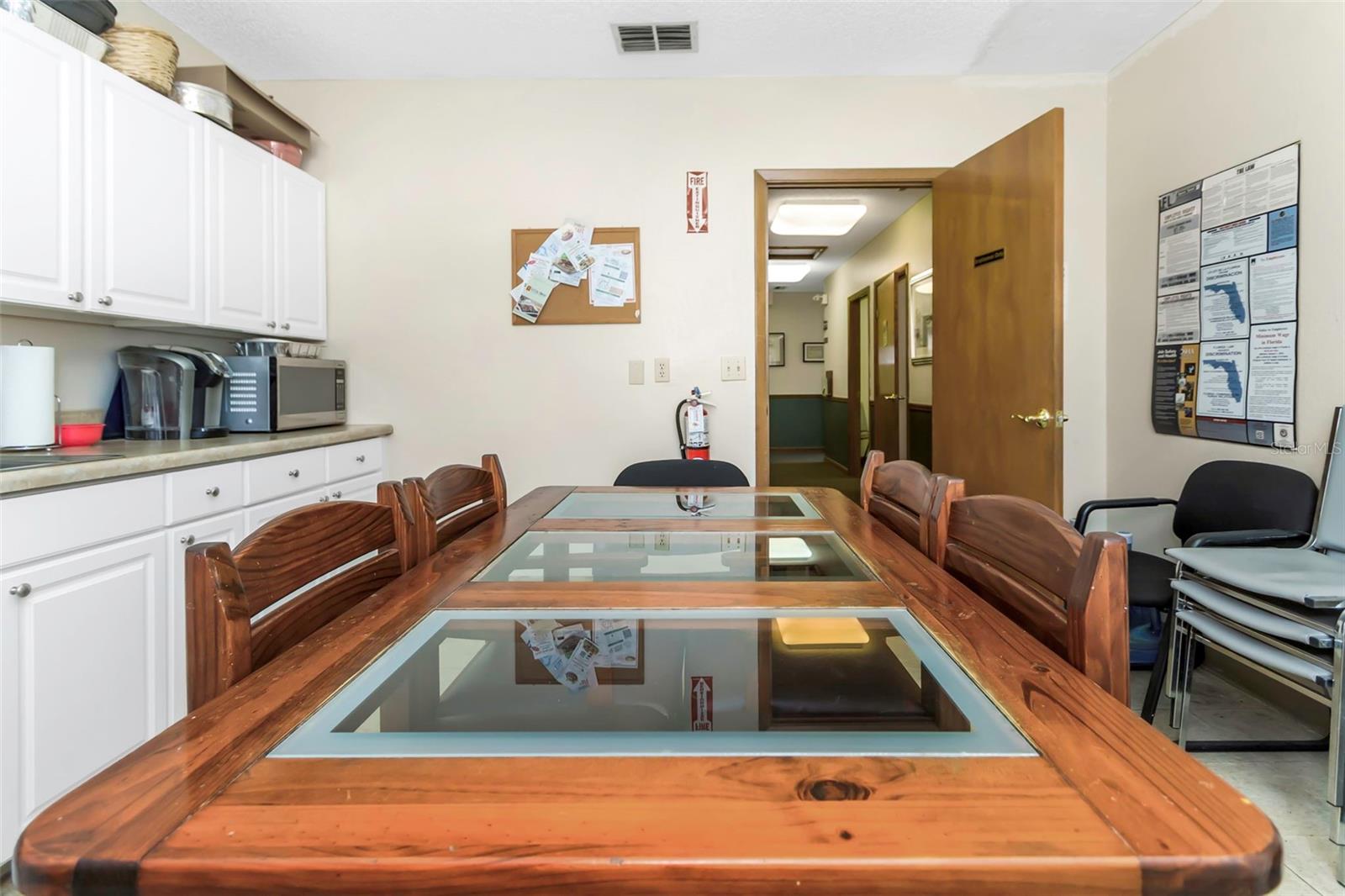 Image 41 of 82 For 701 Hercules Avenue