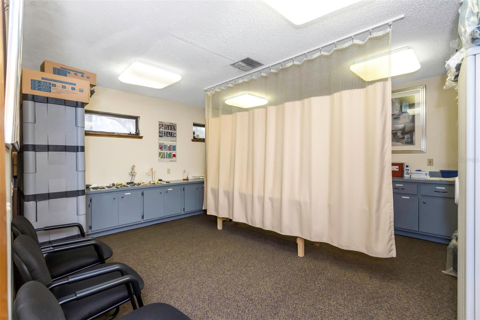 Image 59 of 82 For 701 Hercules Avenue