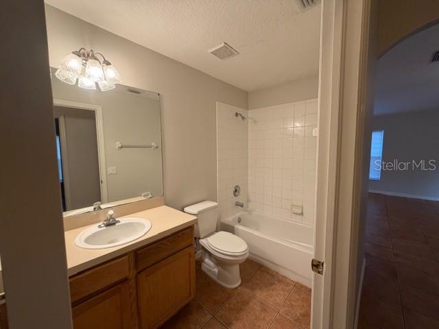 Image 18 of 27 For 19143 Dove Creek Drive