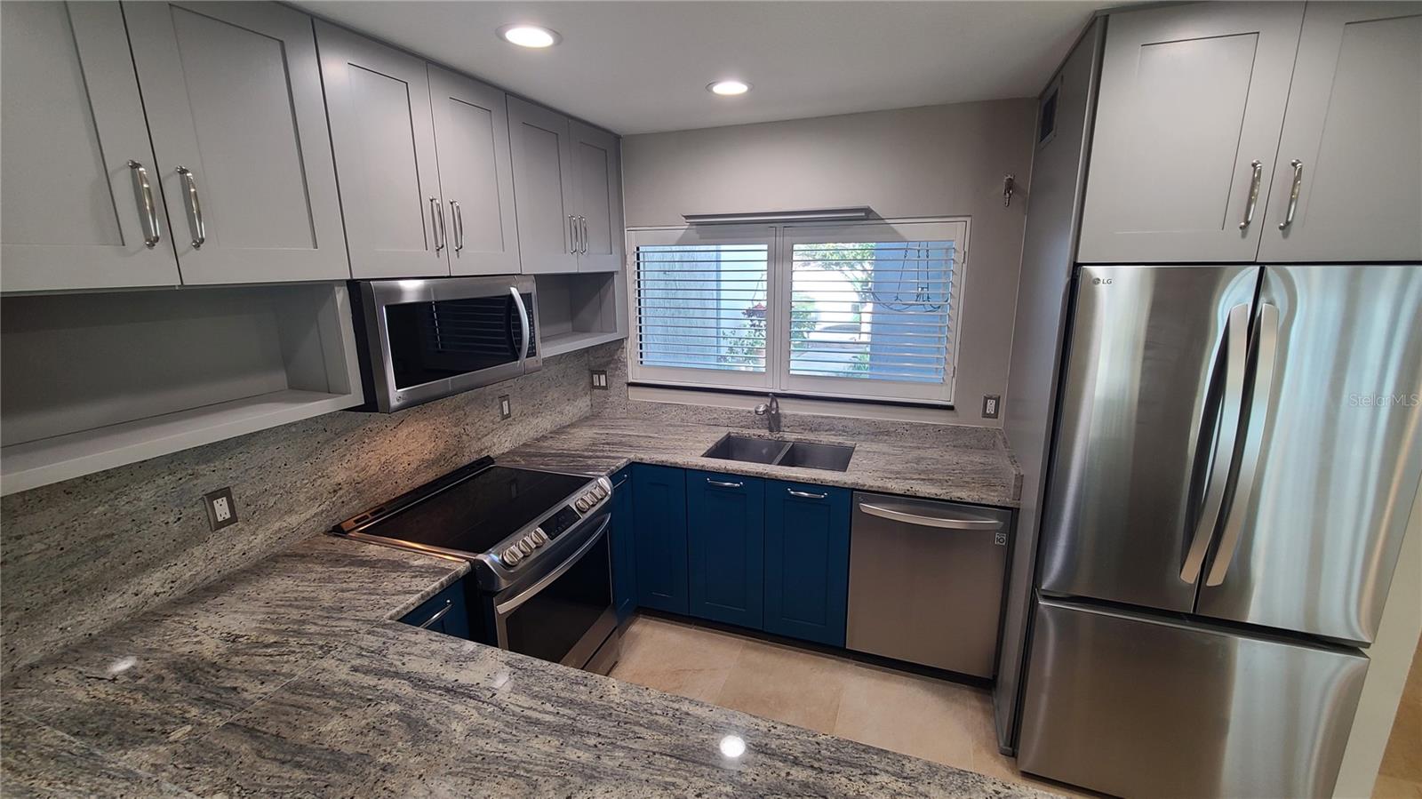 Image 11 of 58 For 114 Targa Court