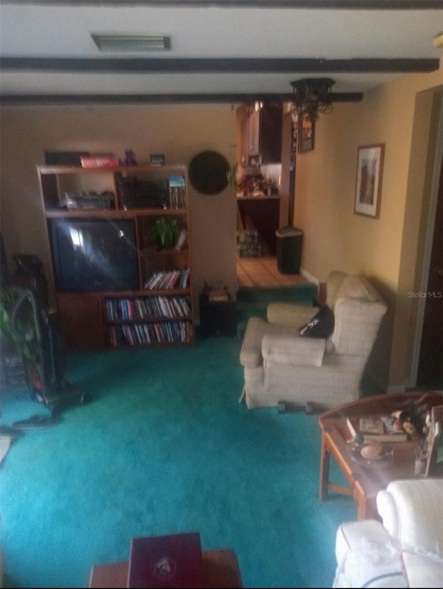 Image 16 of 27 For 528 Lantern Circle