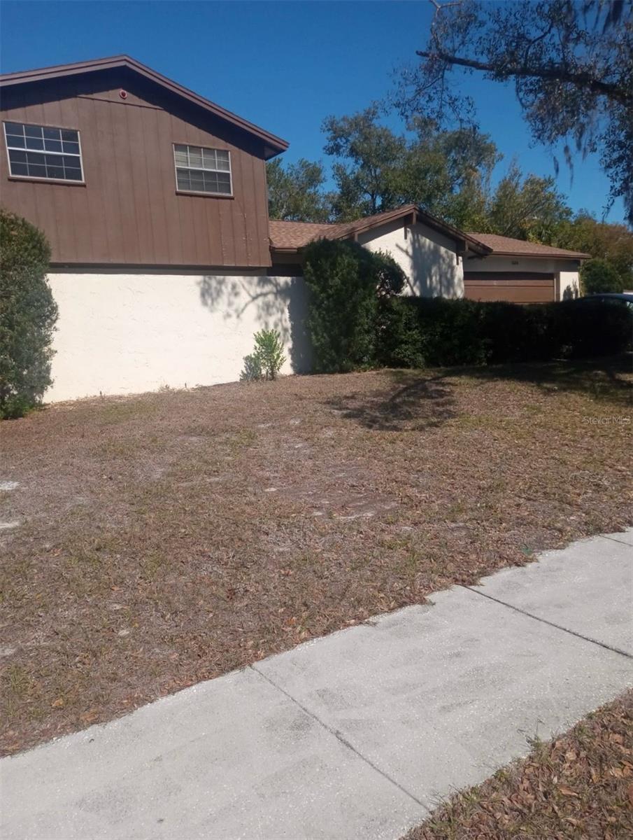 Image 26 of 27 For 528 Lantern Circle