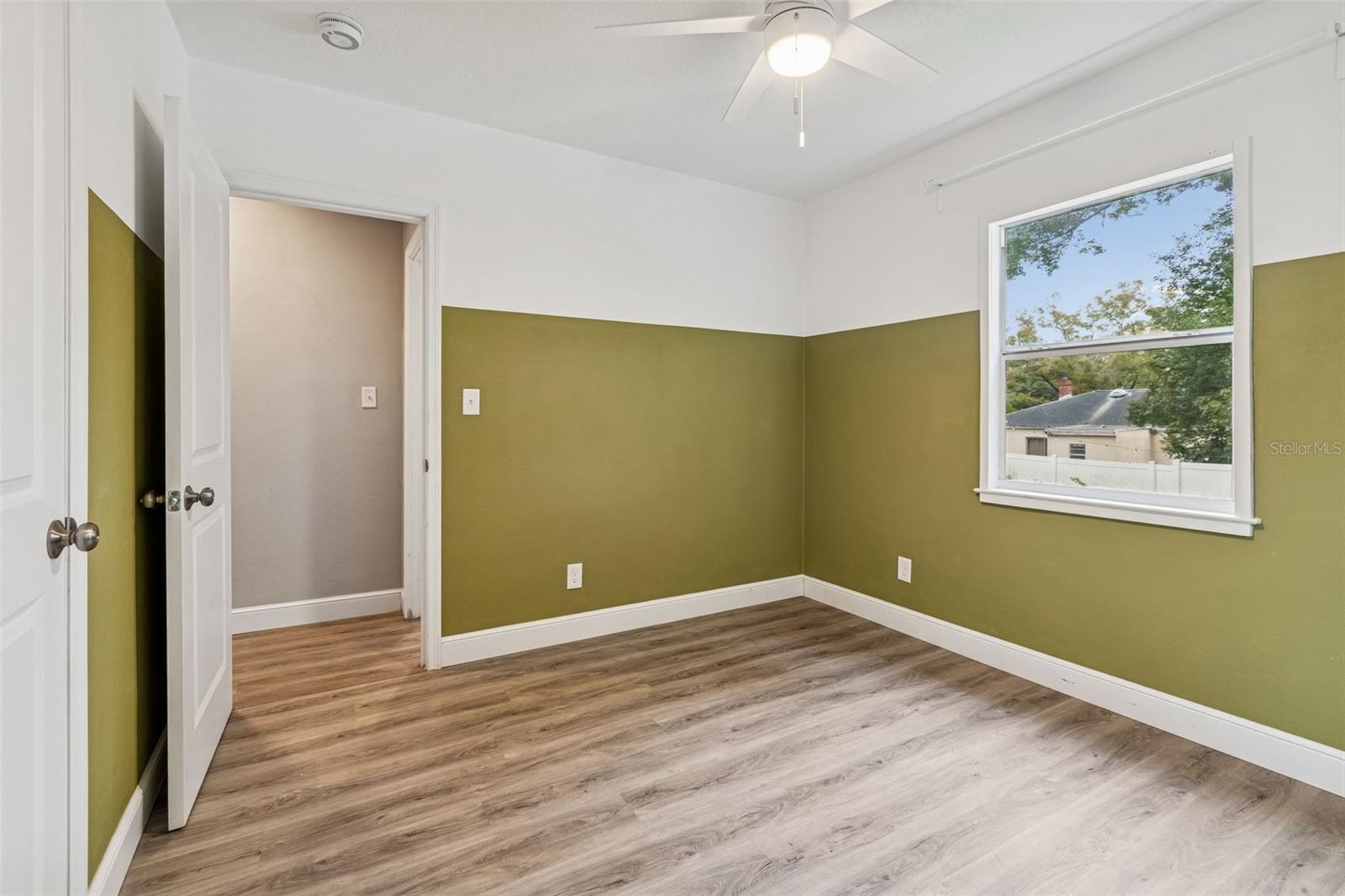 Image 24 of 35 For 1206 Crenshaw Street