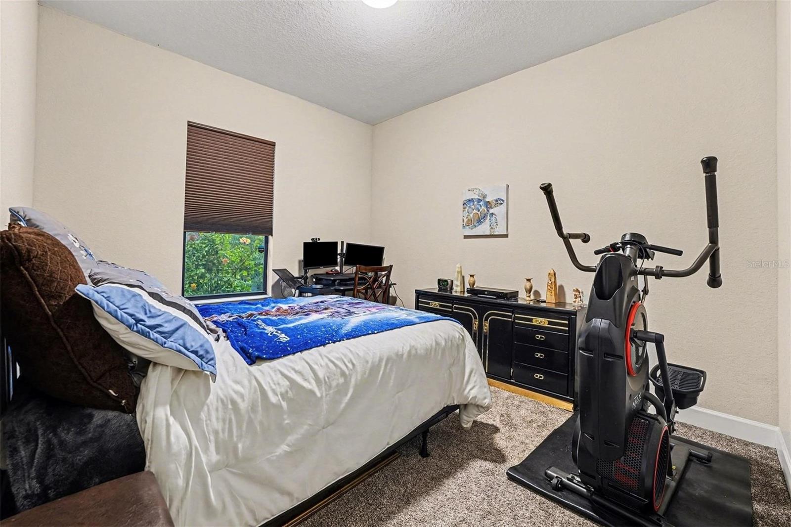 Image 25 of 30 For 6432 Evergreen Park Drive